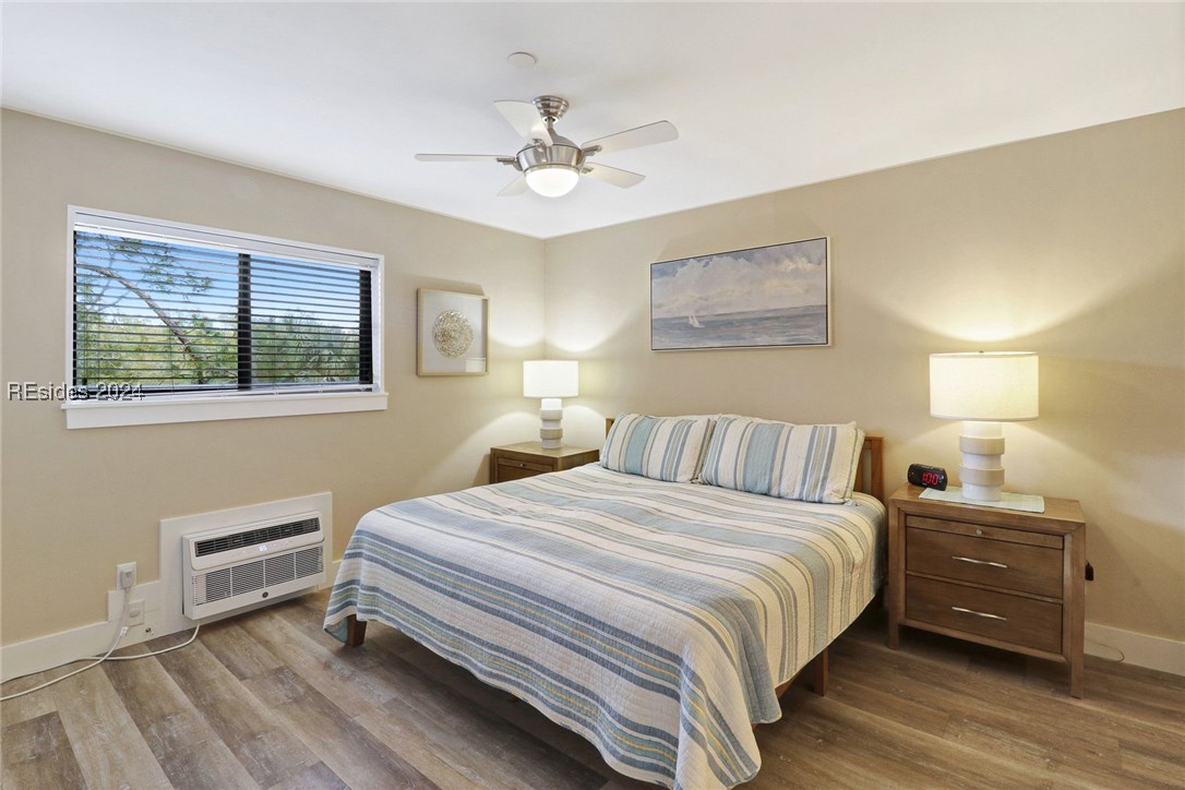43 S Forest Beach Drive Unit: 321