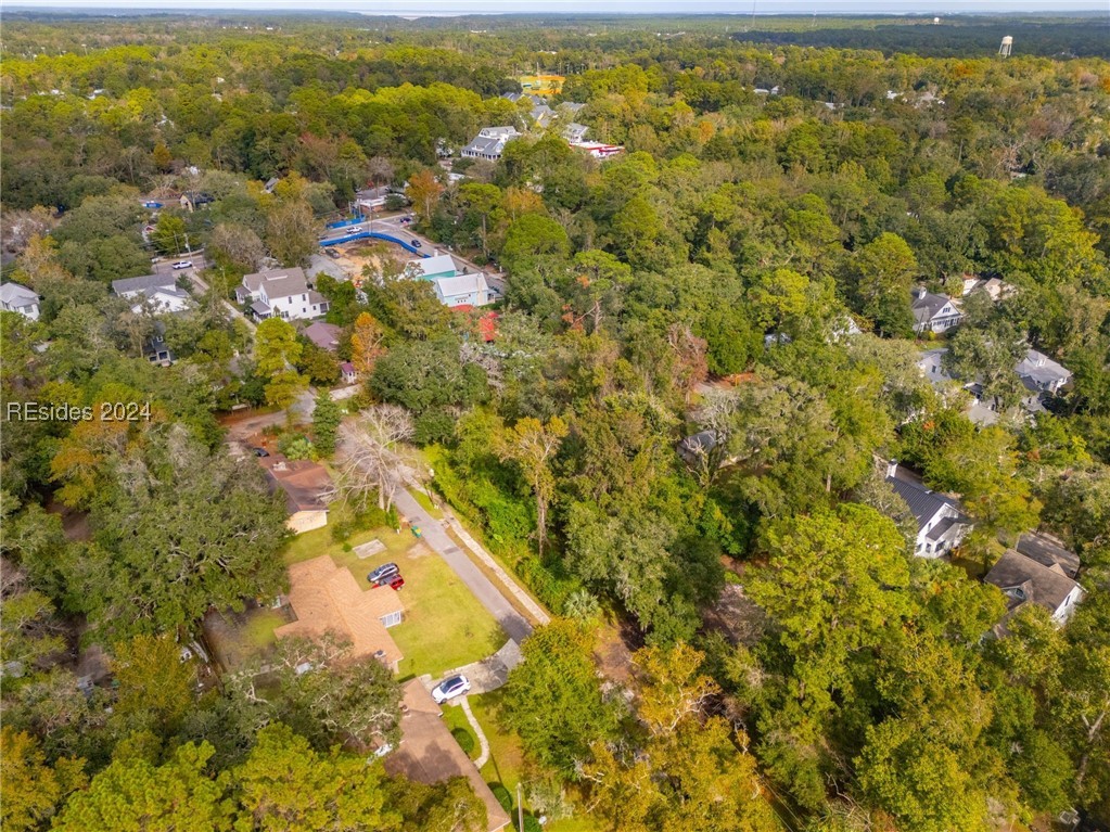 33 B Guerrard Street