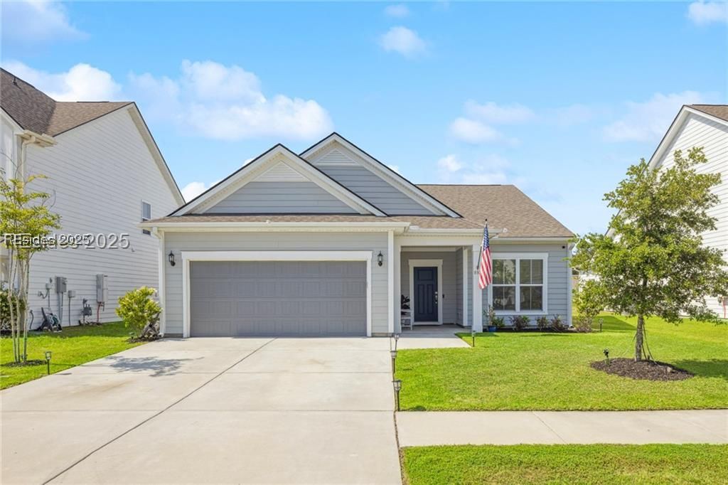 893 Danner Dr
