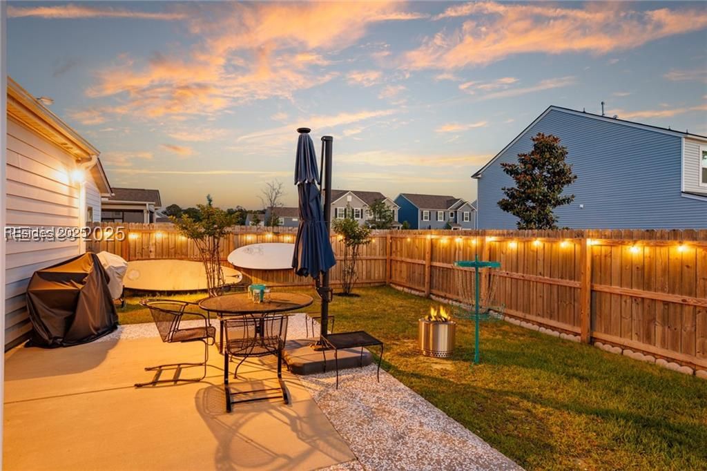 893 Danner Dr