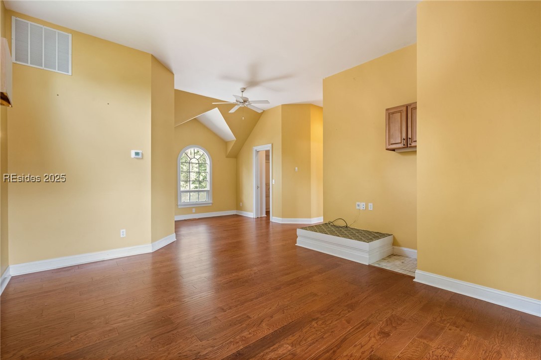 52 Millwright Drive