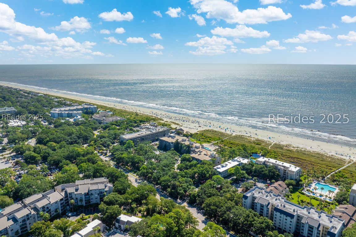 15 Forest Beach Drive Unit: 3B