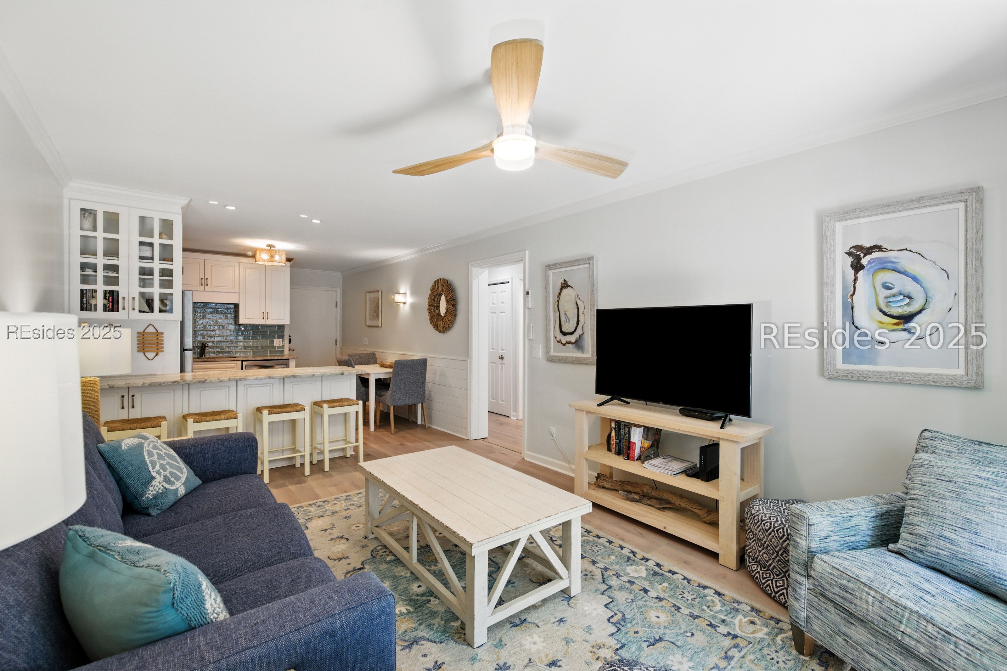 15 Forest Beach Drive Unit: 3B