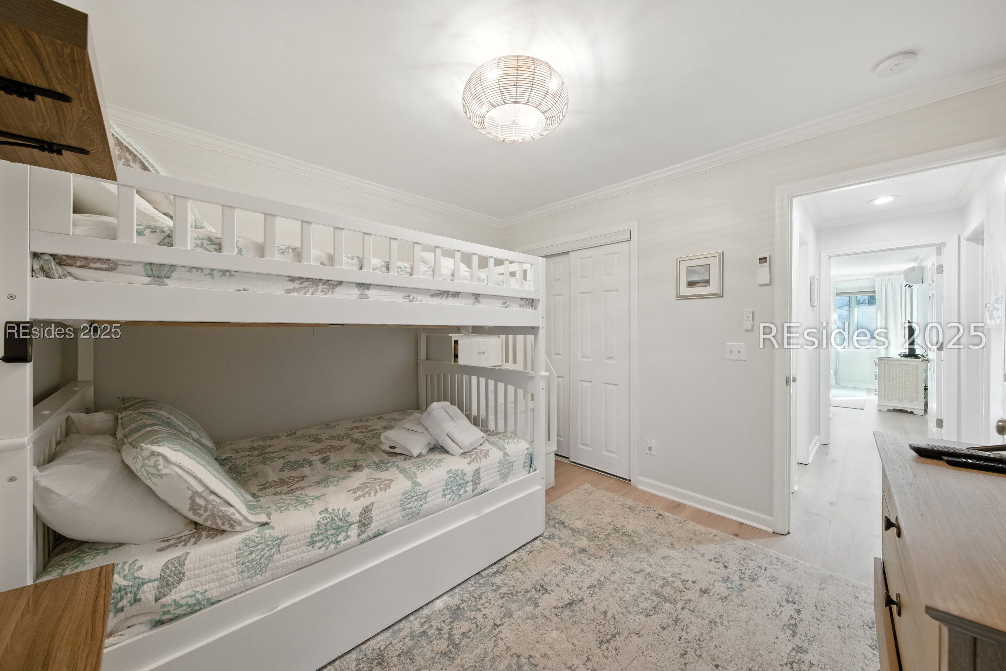 15 Forest Beach Drive Unit: 3B