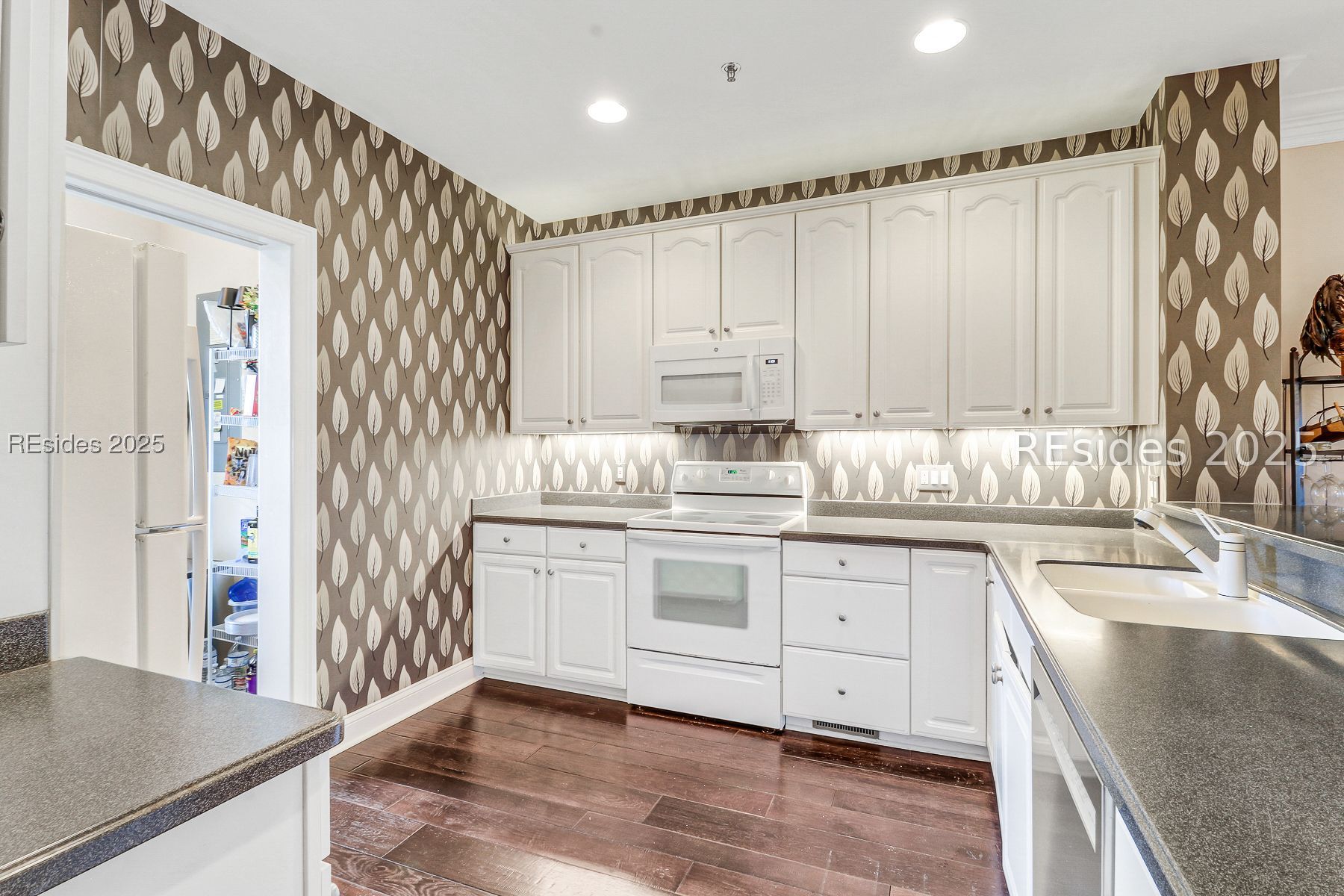 5 Crescent Point Drive Unit: 5B