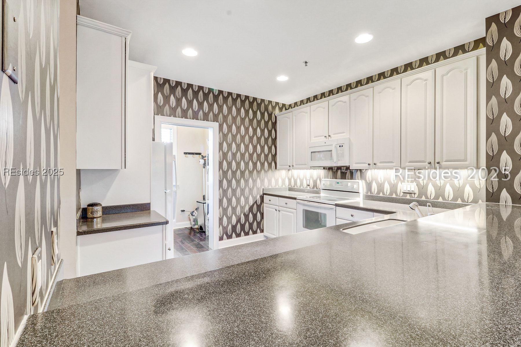 5 Crescent Point Drive Unit: 5B