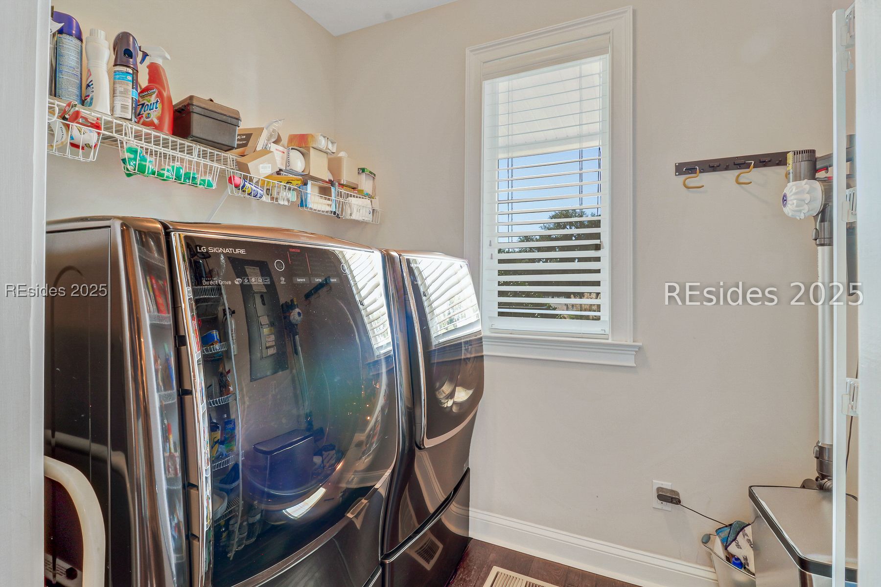 5 Crescent Point Drive Unit: 5B