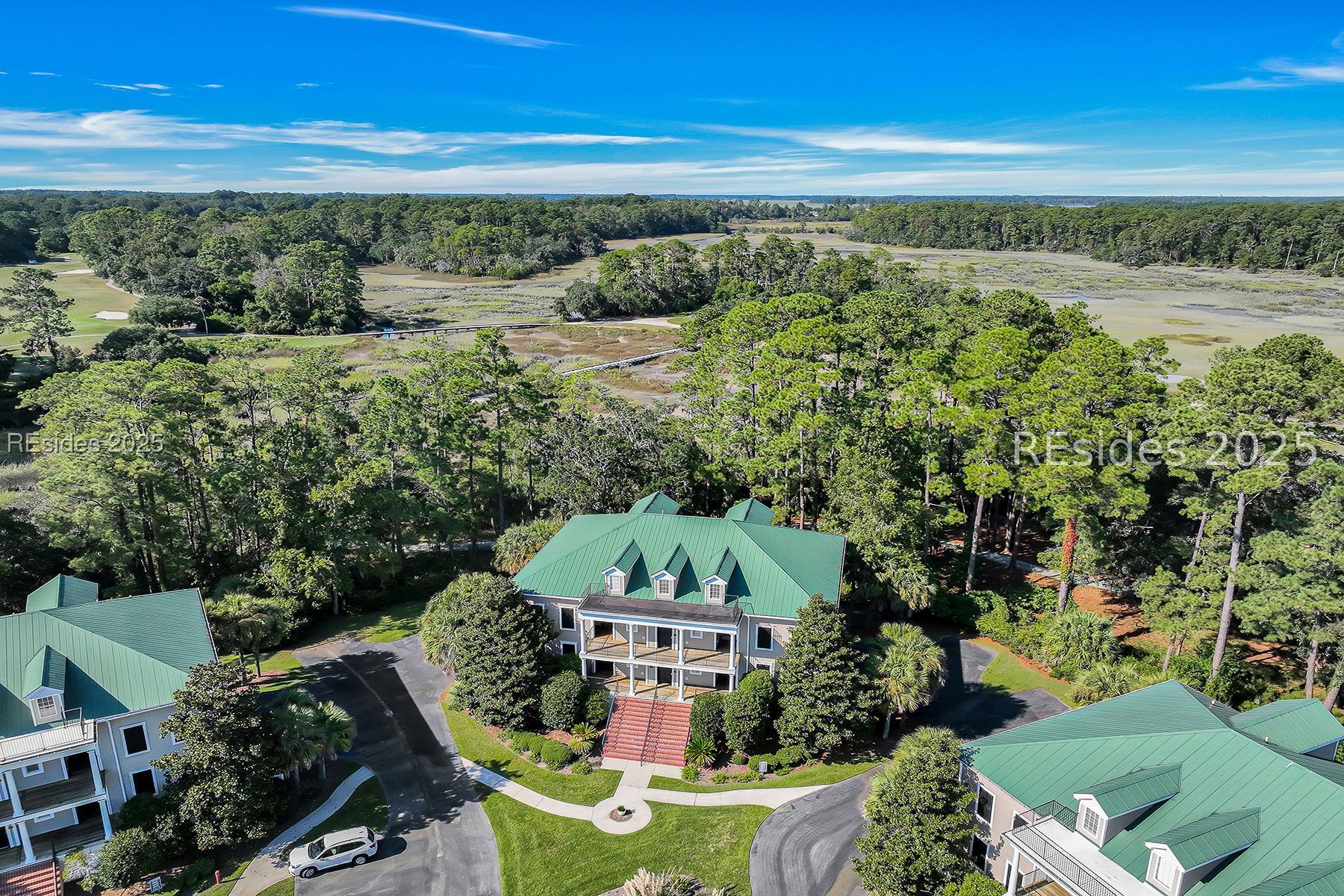 5 Crescent Point Drive Unit: 5B