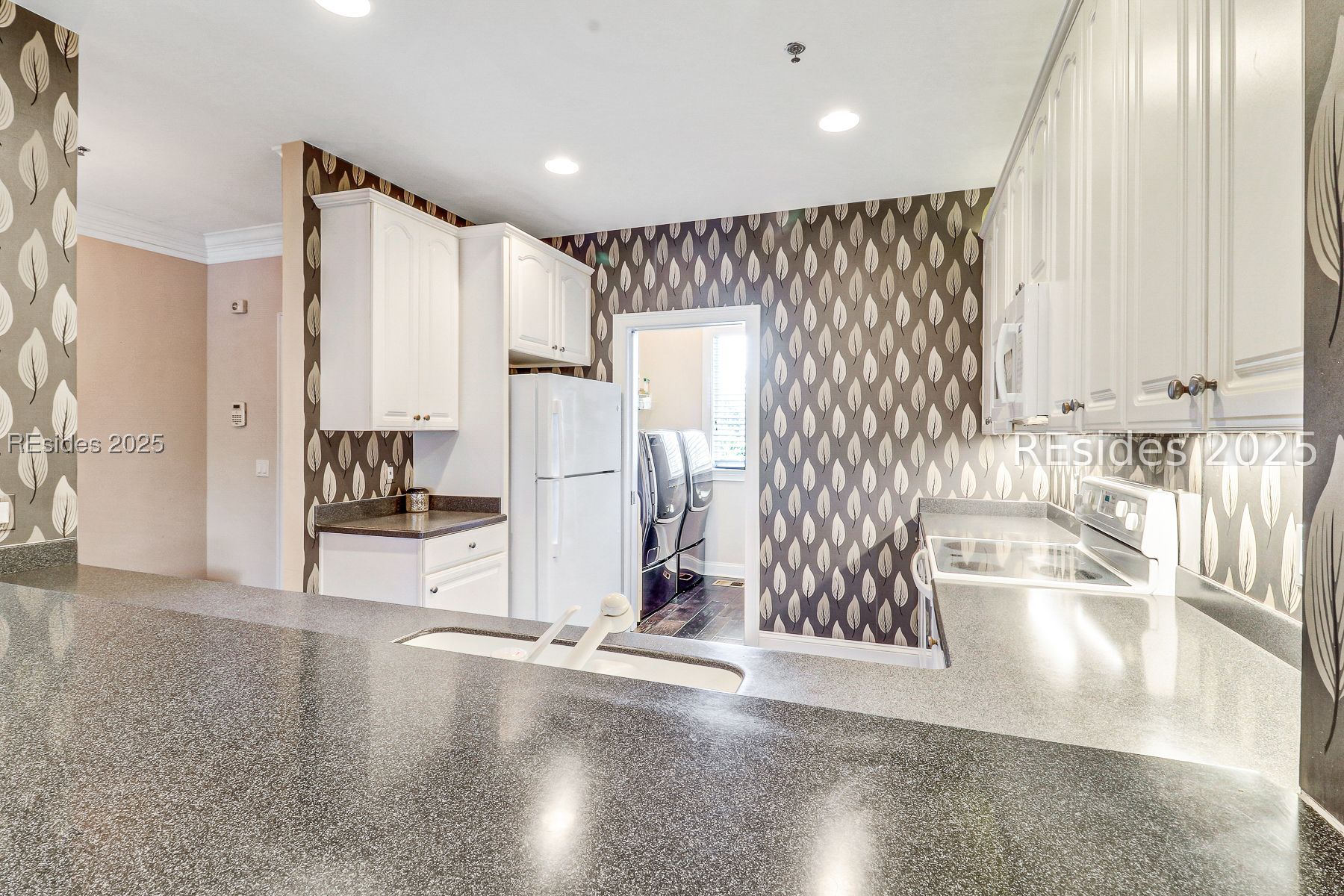 5 Crescent Point Drive Unit: 5B