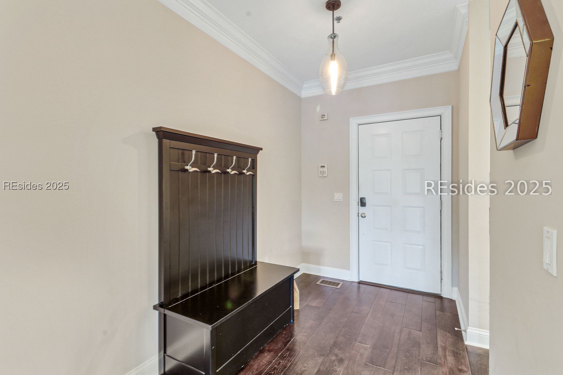 5 Crescent Point Drive Unit: 5B