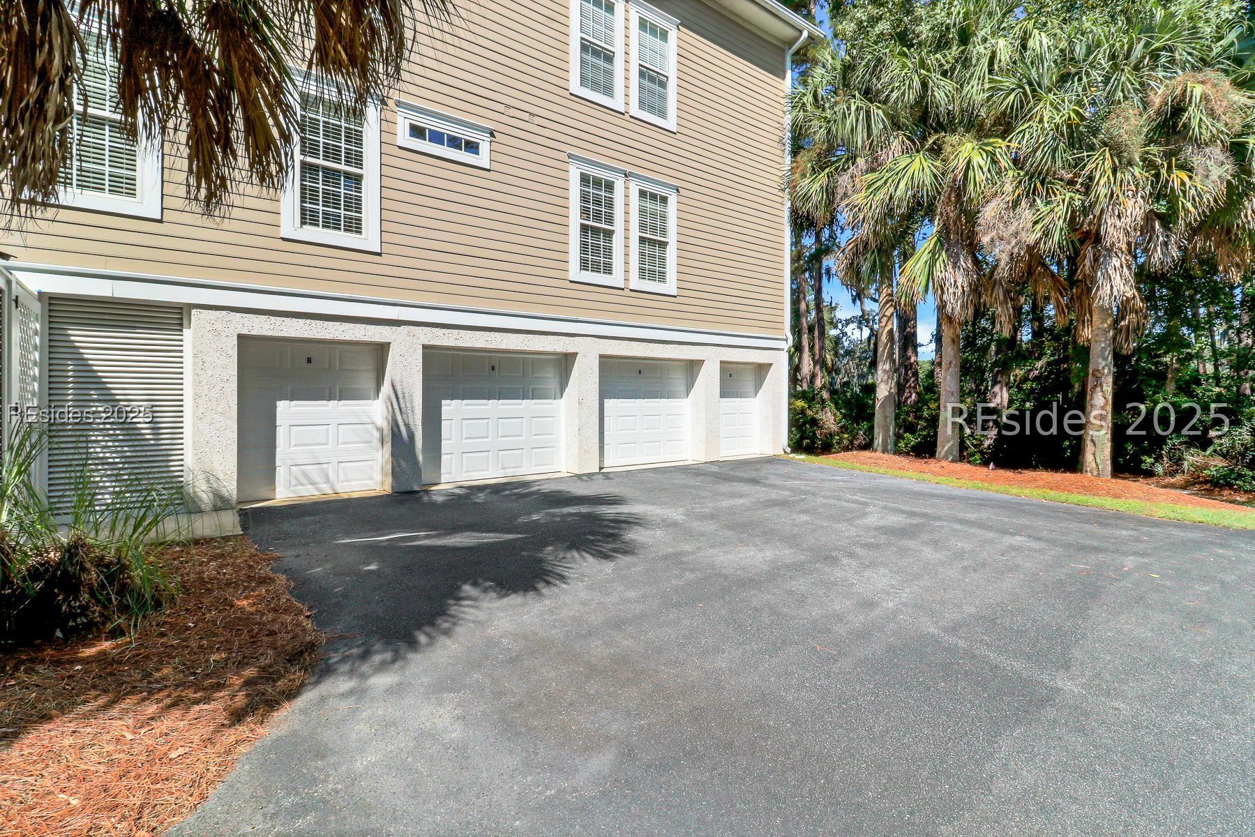 5 Crescent Point Drive Unit: 5B