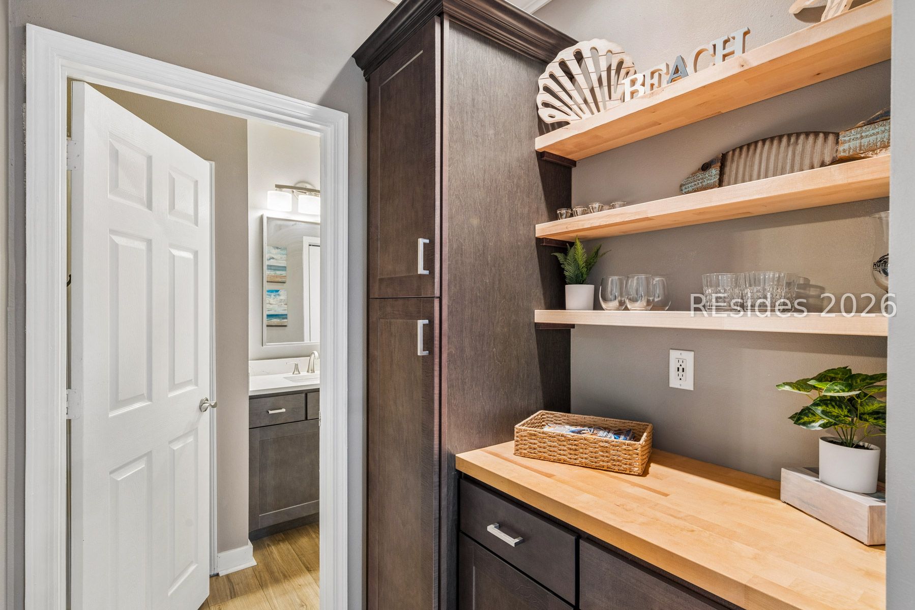 380 Marshland Road Unit: F23