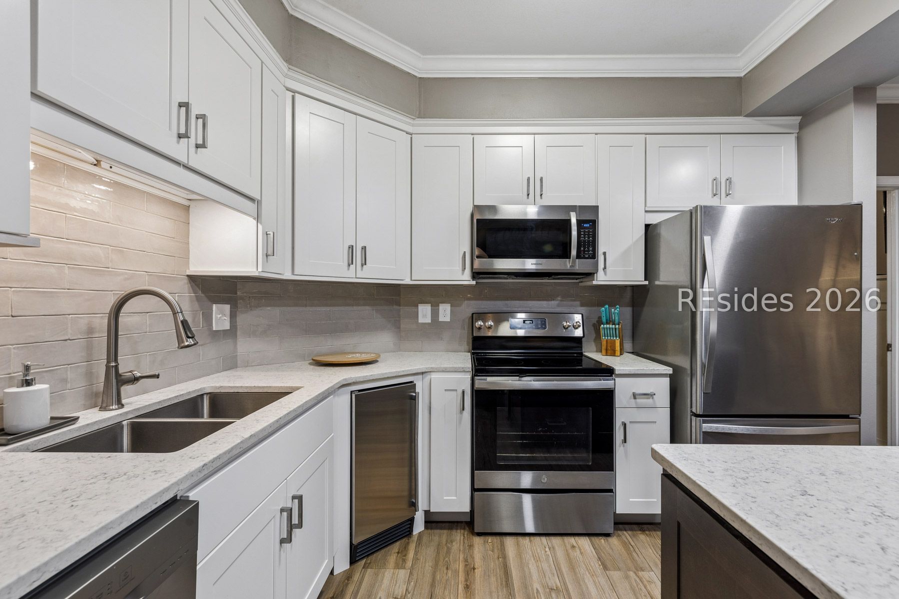 380 Marshland Road Unit: F23