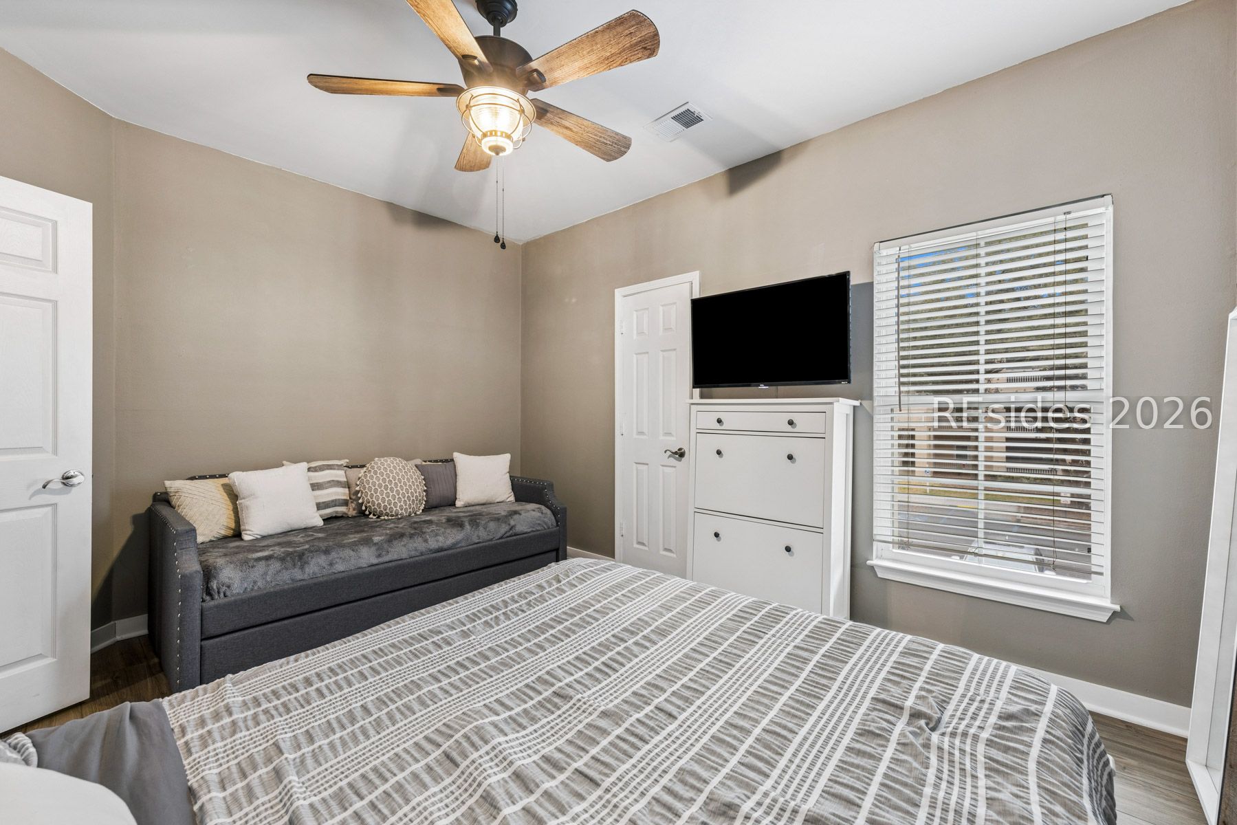 380 Marshland Road Unit: F23