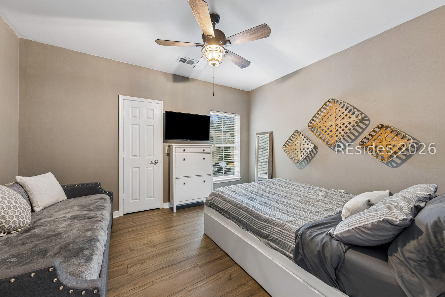 380 Marshland Road Unit: F23