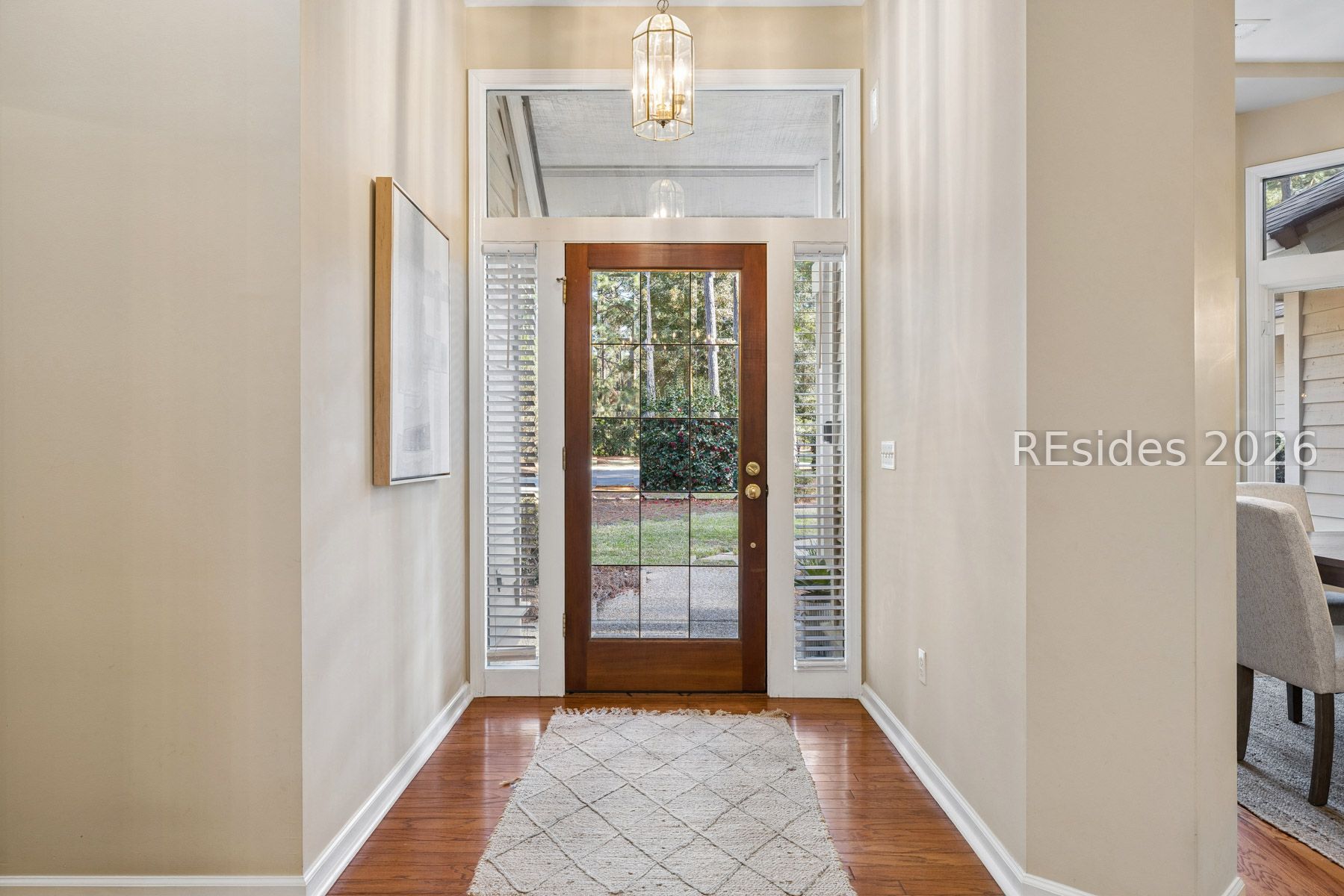 2 Hummingbird Court