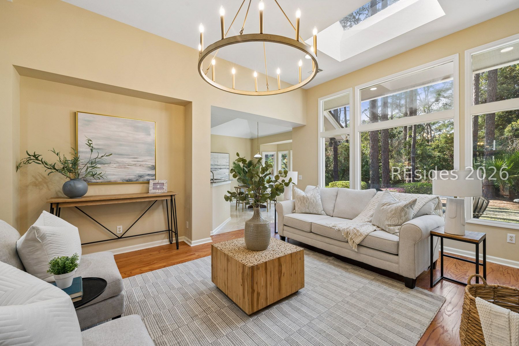 2 Hummingbird Court