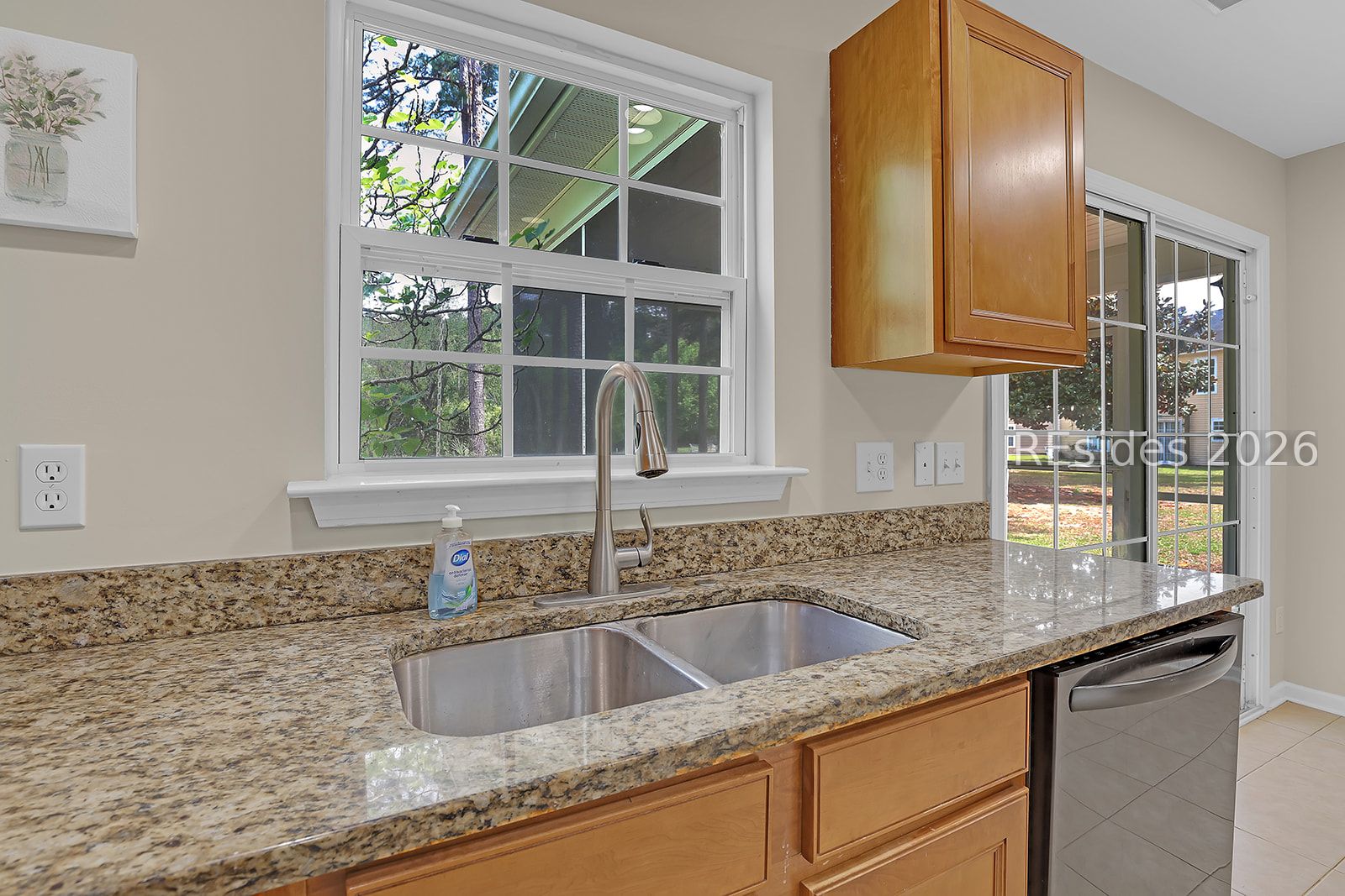 102 Pine Ridge Drive