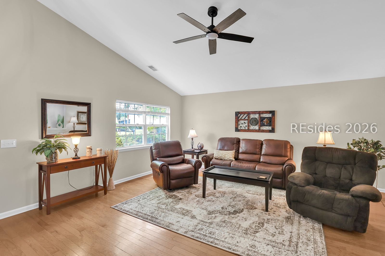 102 Pine Ridge Drive