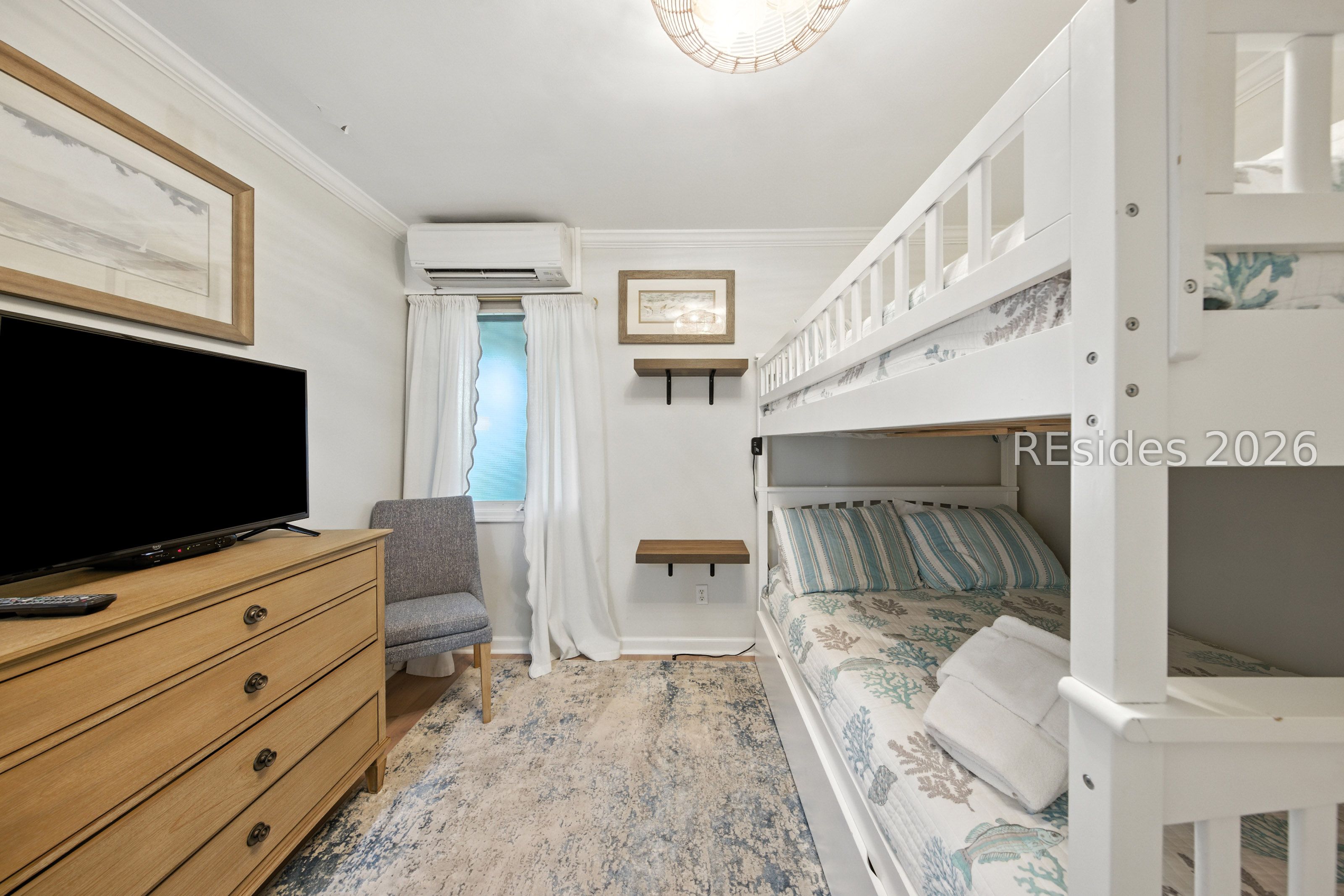 15 S Forest Beach Drive Unit: 3B