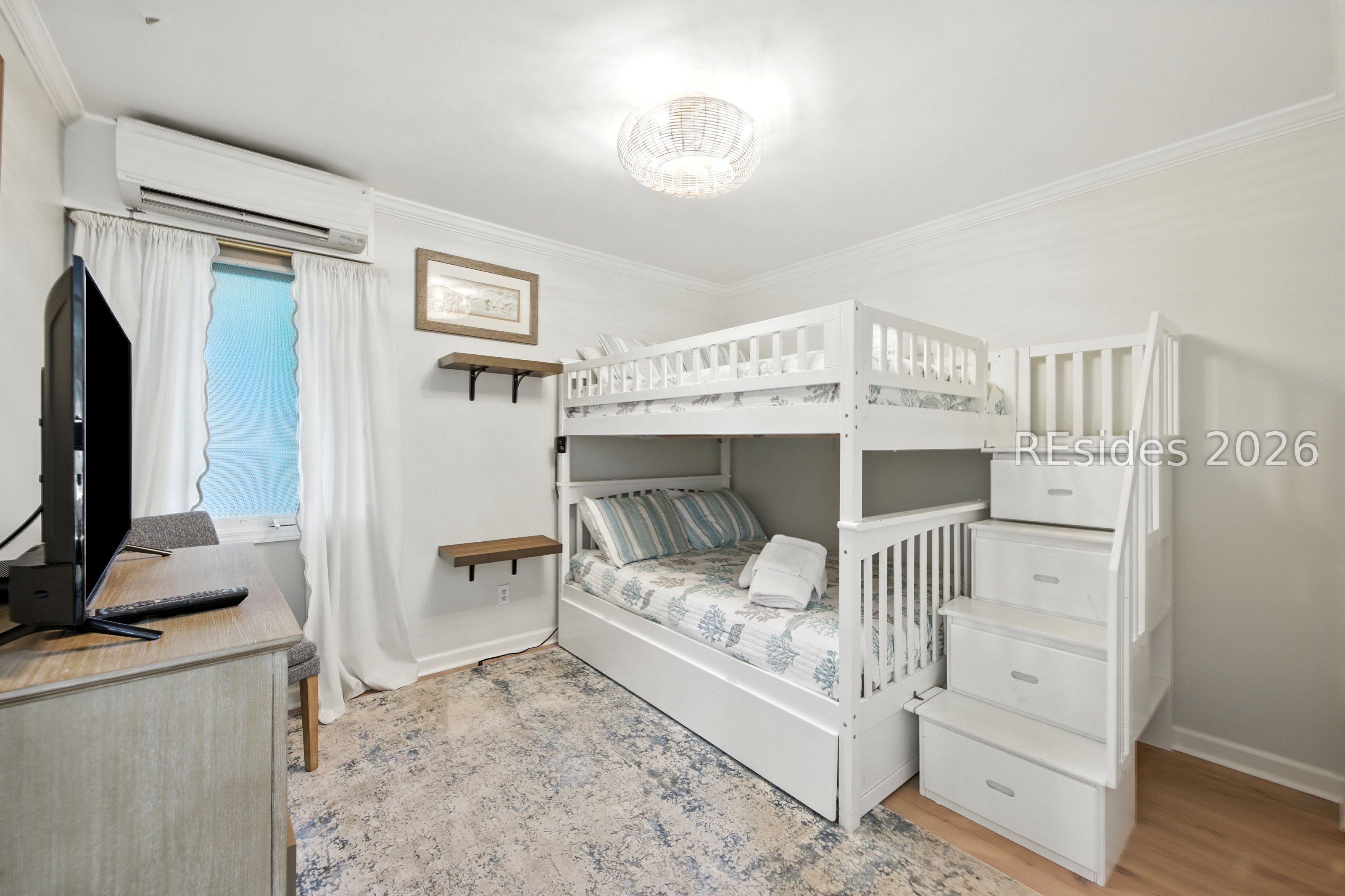 15 S Forest Beach Drive Unit: 3B