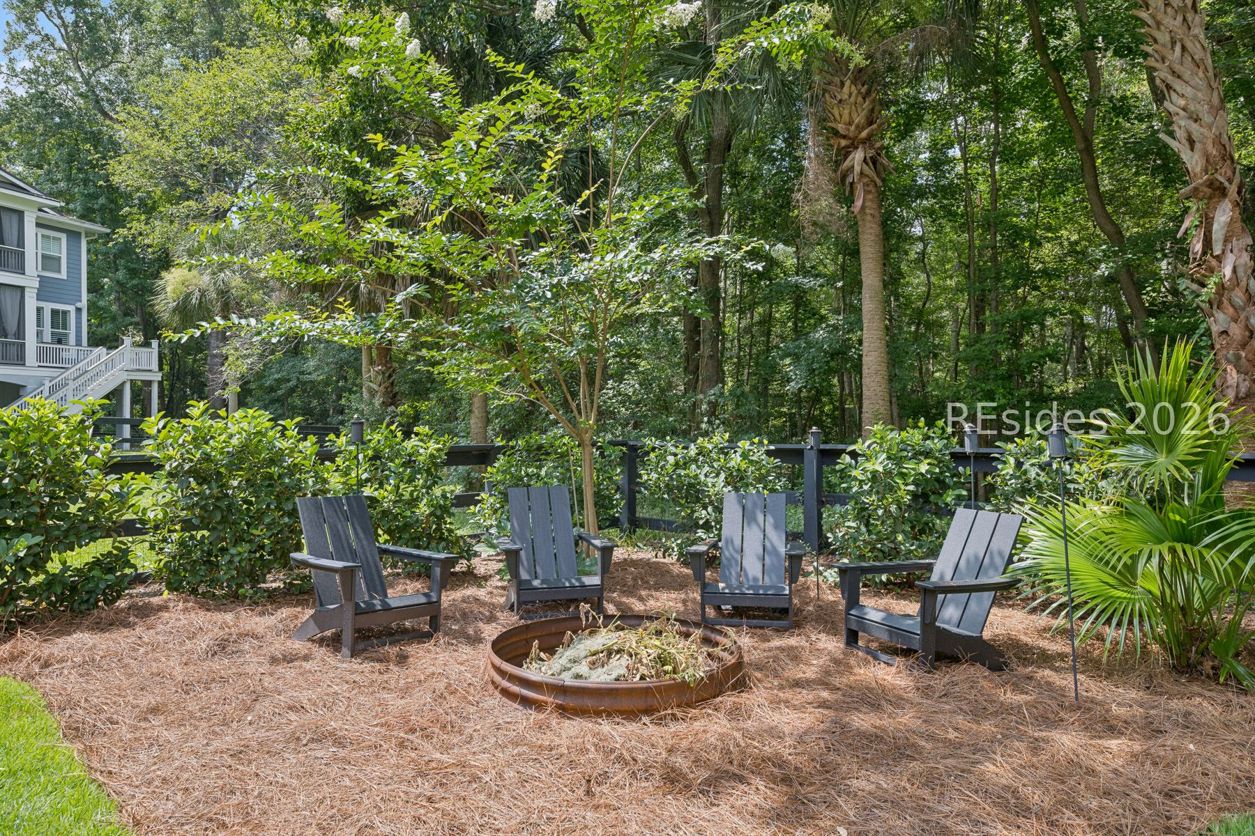 21 Paddocks Boulevard
