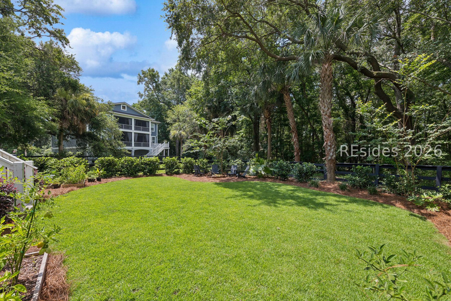 21 Paddocks Boulevard