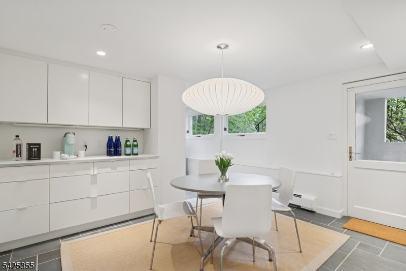 21 Hardwell Rd