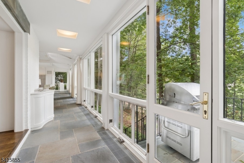 21 Hardwell Rd