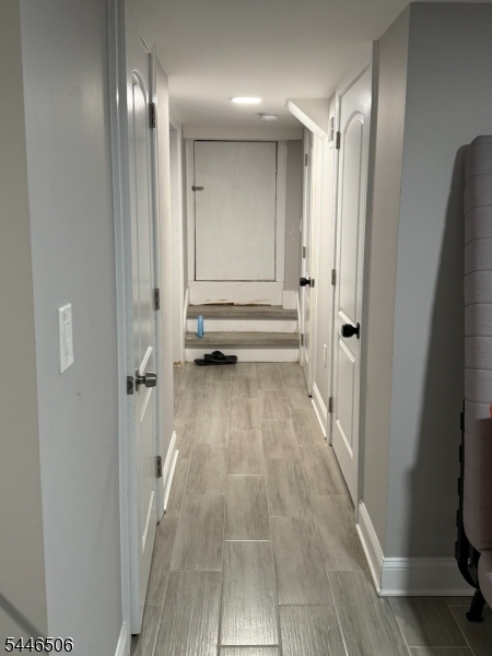 20 Van Dyke Pl 2