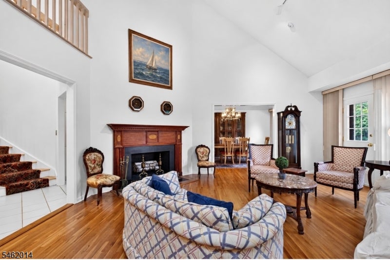 6 Palmer Ct