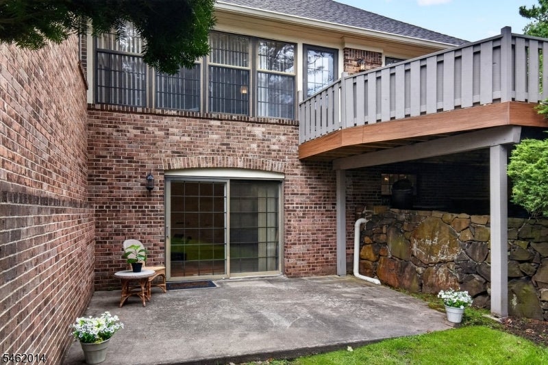 6 Palmer Ct