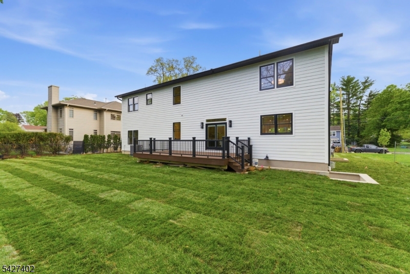43 Orchard Rd