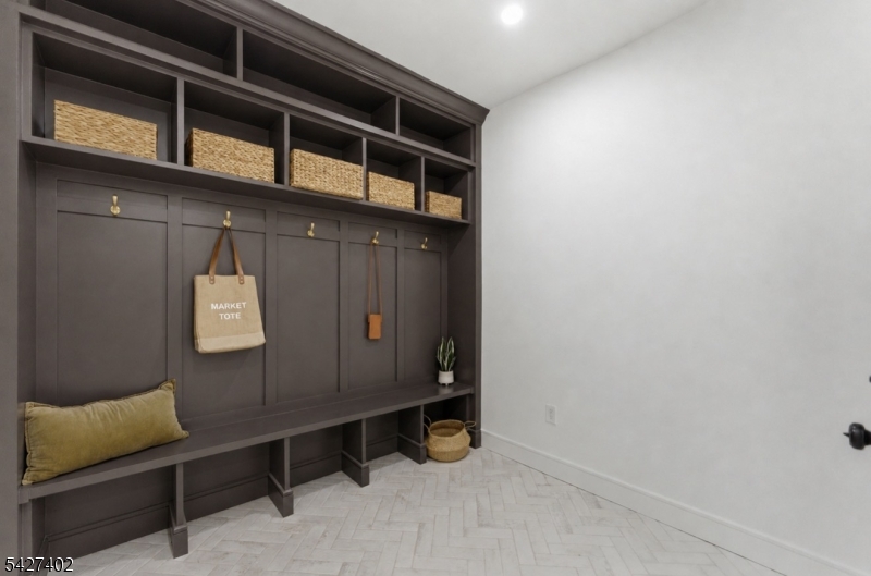 43 Orchard Rd