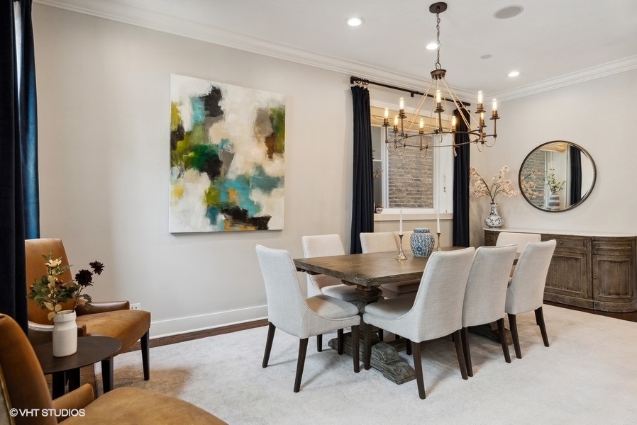 2021 W MOFFAT Street