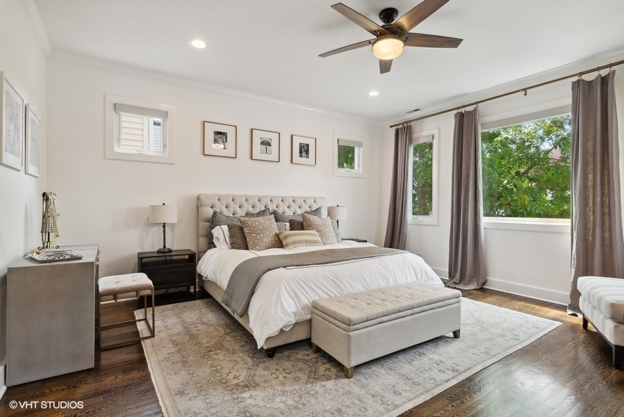 2021 W MOFFAT Street