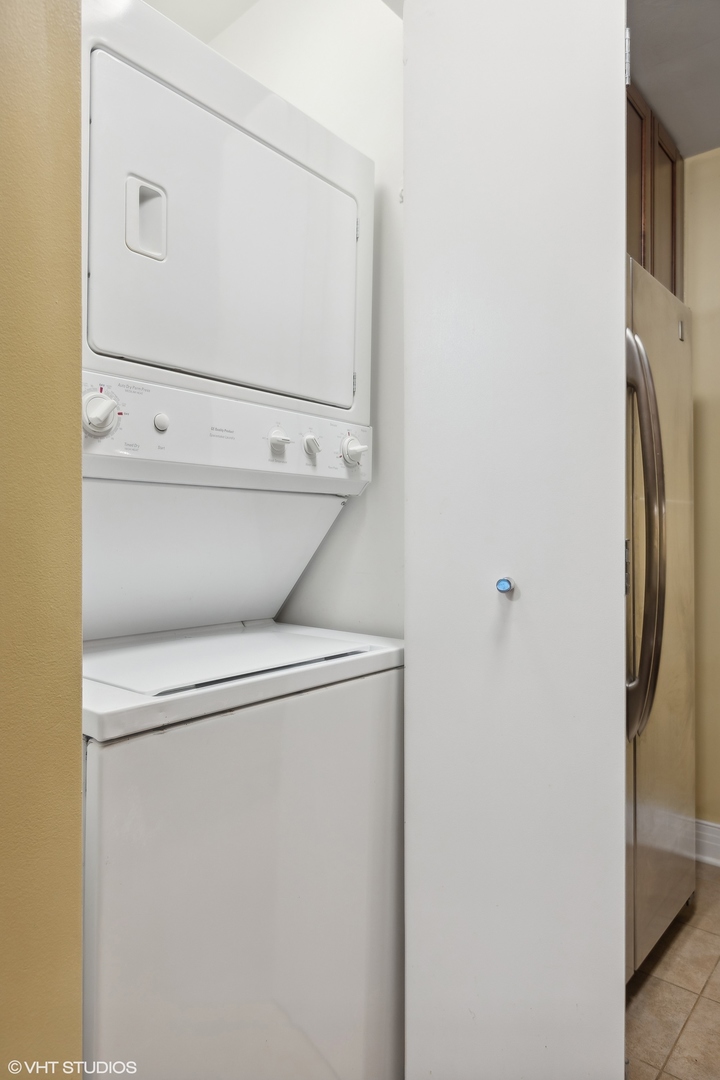 600 N Lake Shore Drive Unit: 1003