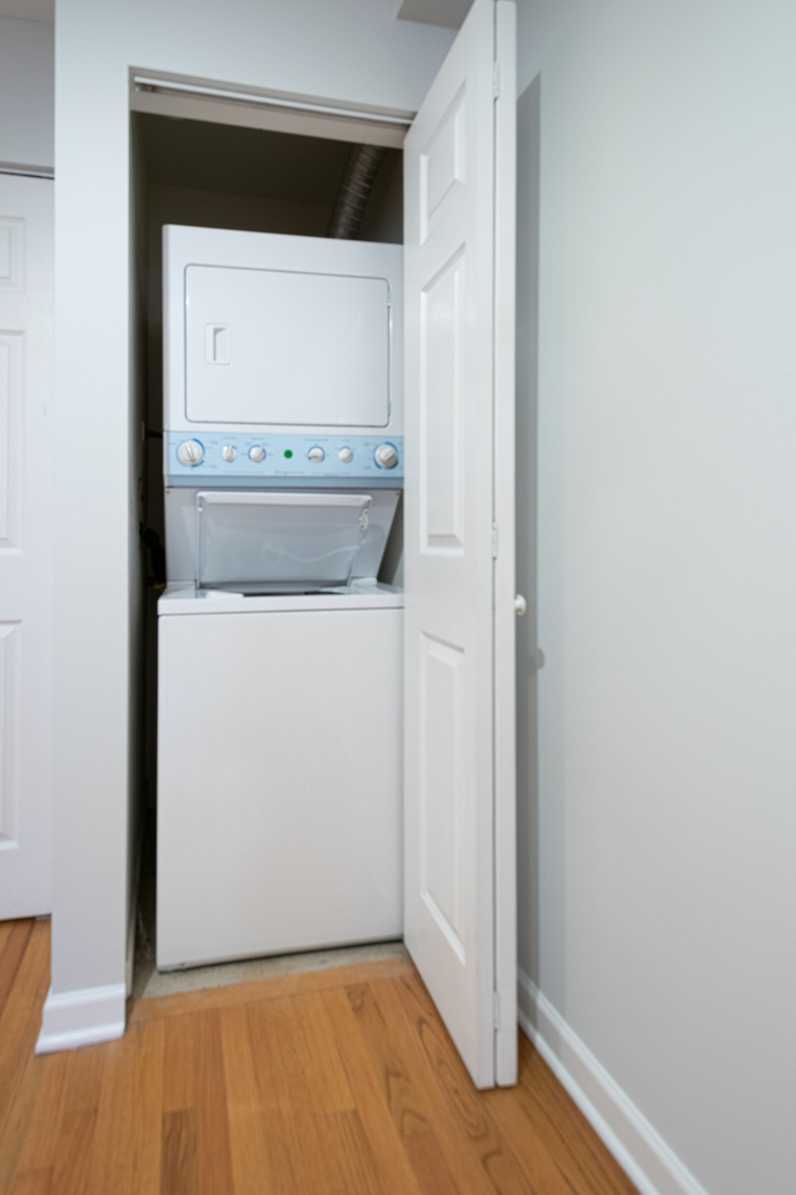 900 W FULLERTON Avenue Unit: 3D