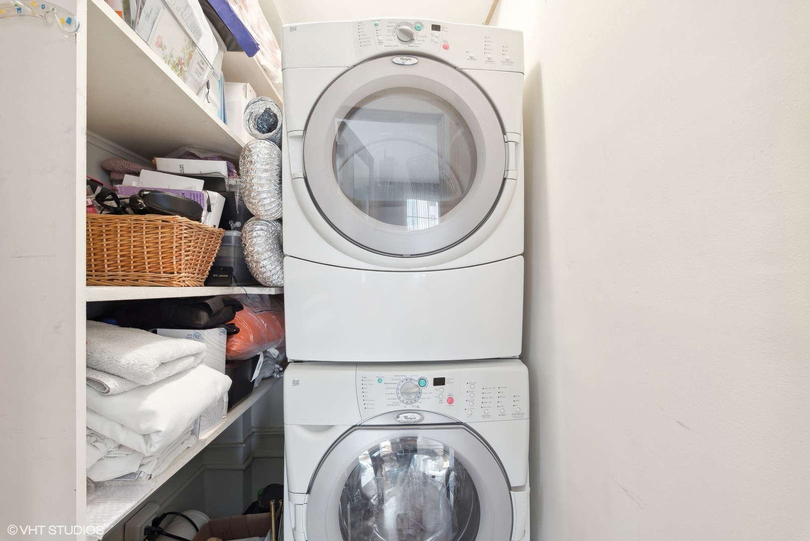 1255 N STATE Parkway Unit: 9J