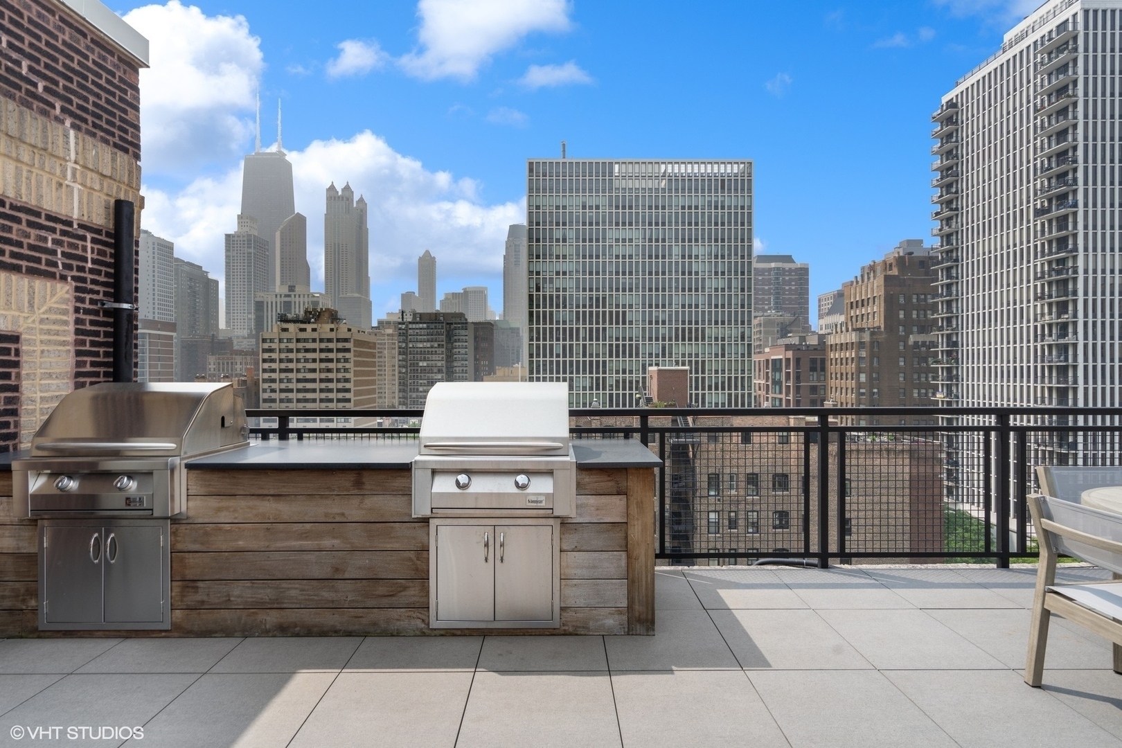 1255 N STATE Parkway Unit: 9J