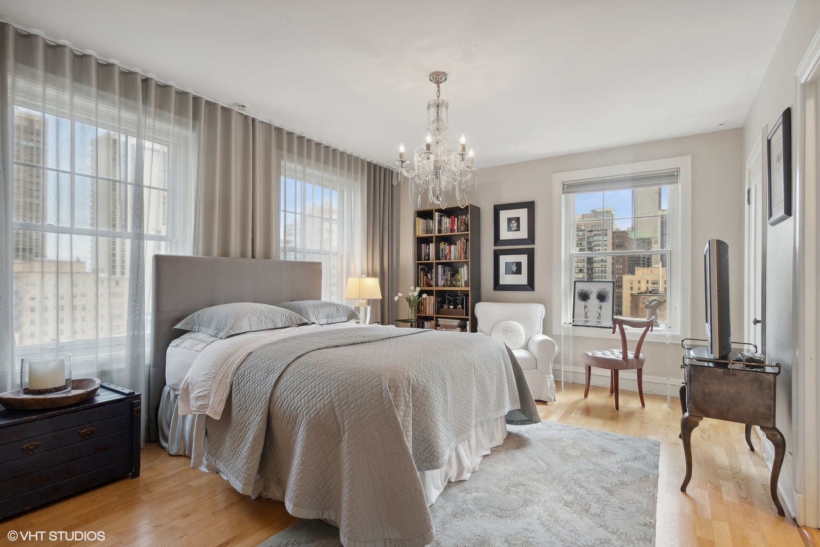 1255 N STATE Parkway Unit: 9J