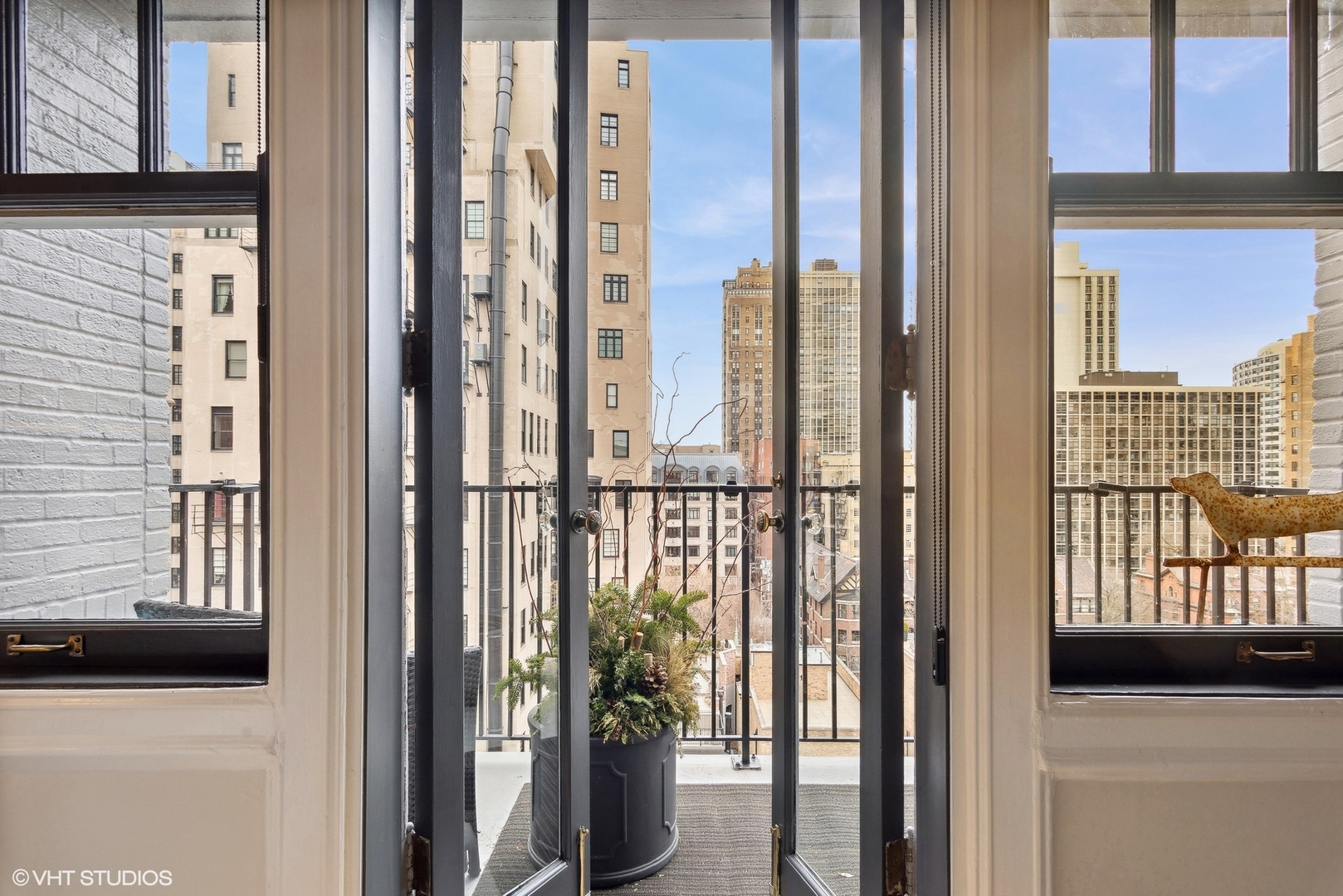 1255 N STATE Parkway Unit: 9J