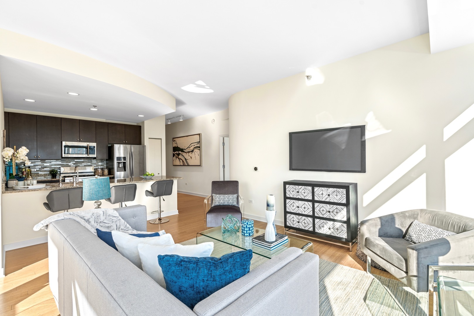 303 W Ohio Street Unit: 2903