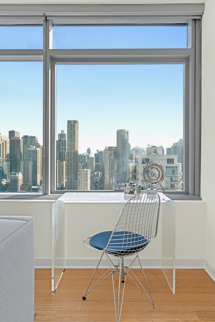 303 W Ohio Street Unit: 2903