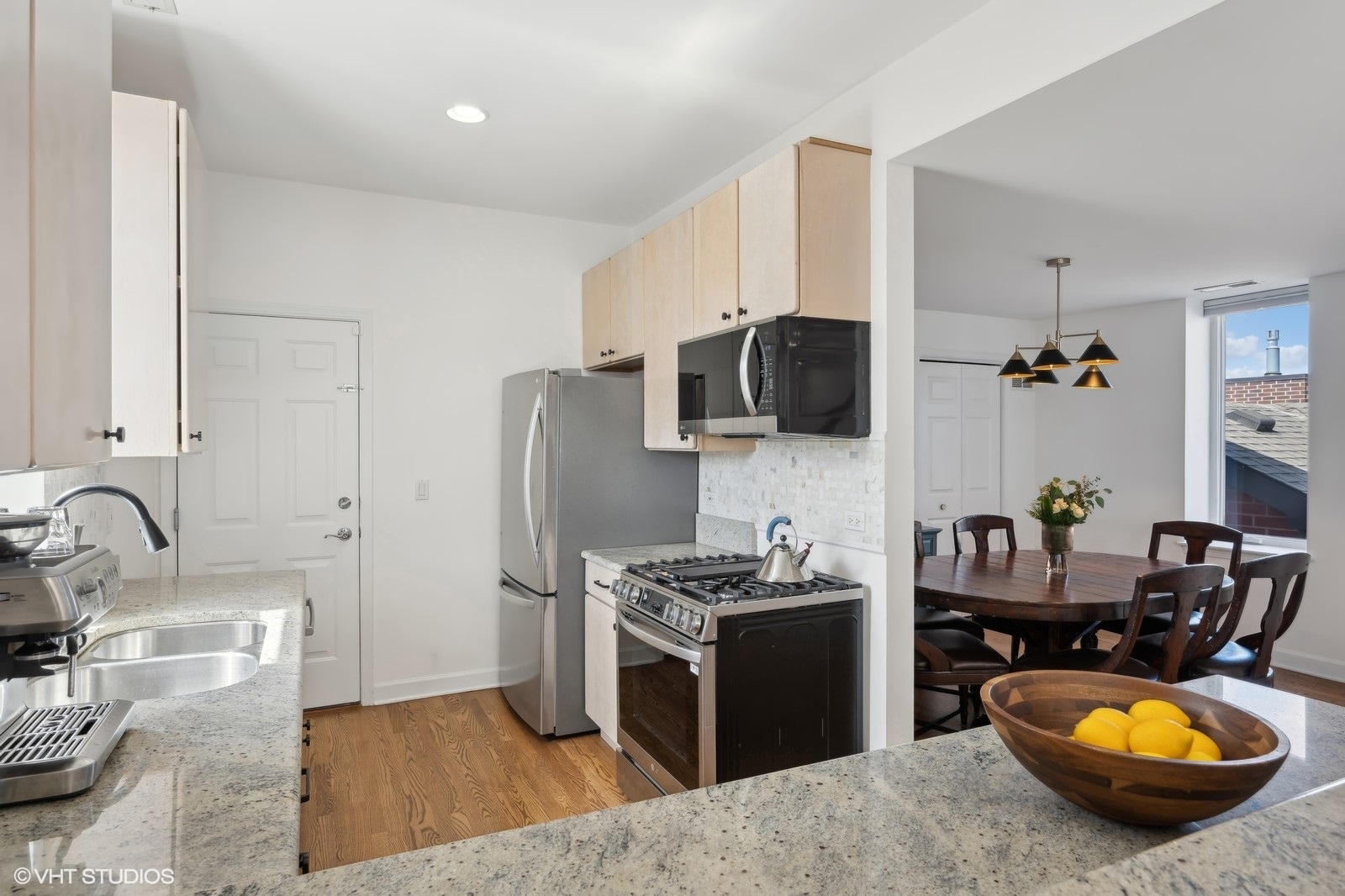 1712 N Wood Street Unit: 3E