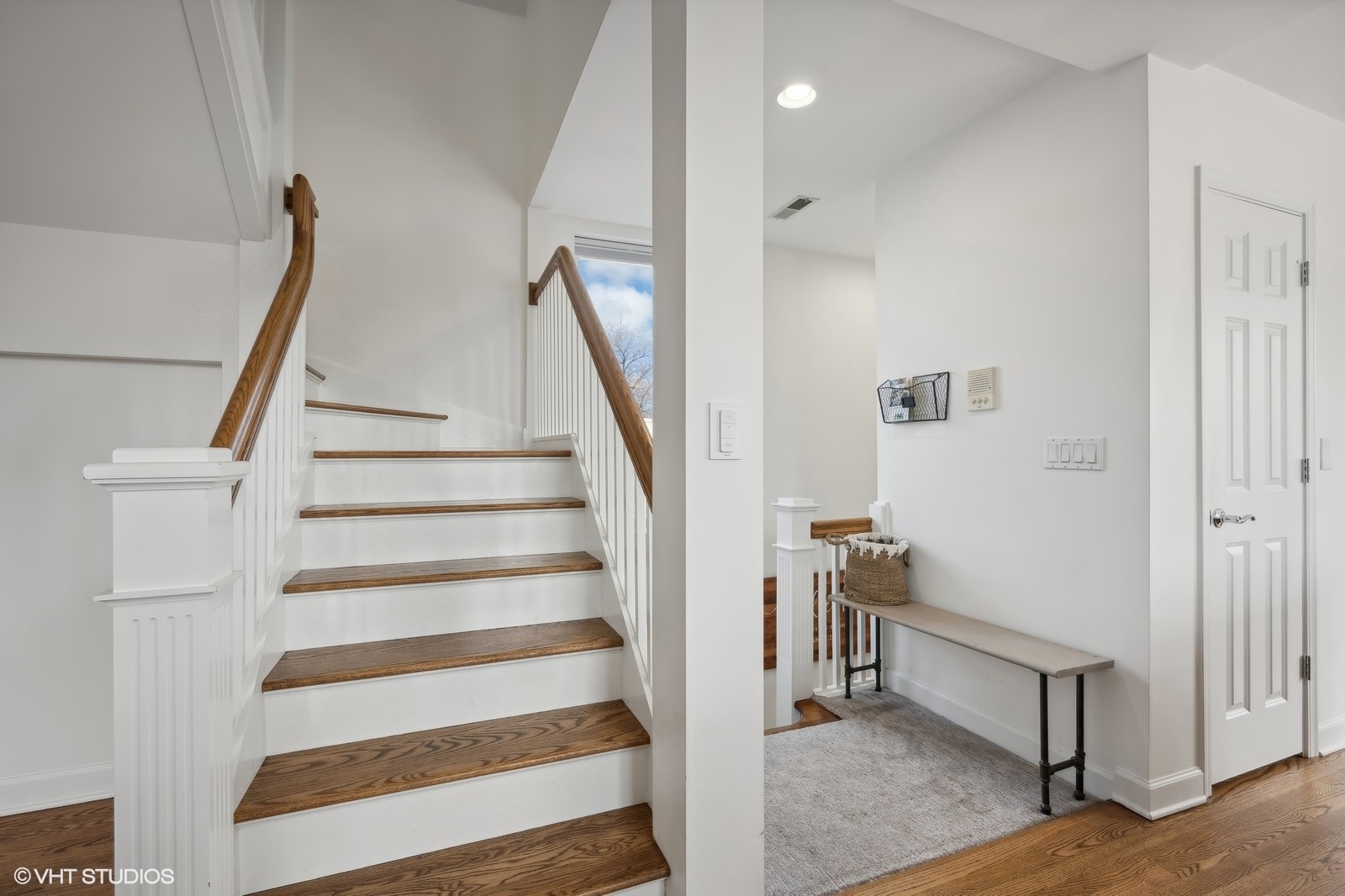1712 N Wood Street Unit: 3E