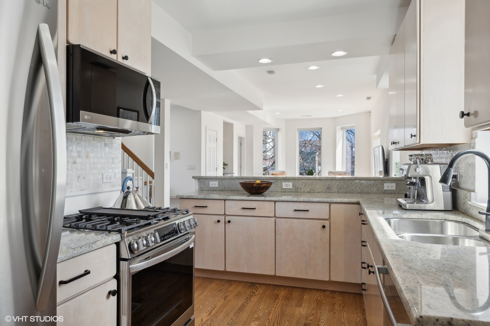 1712 N Wood Street Unit: 3E