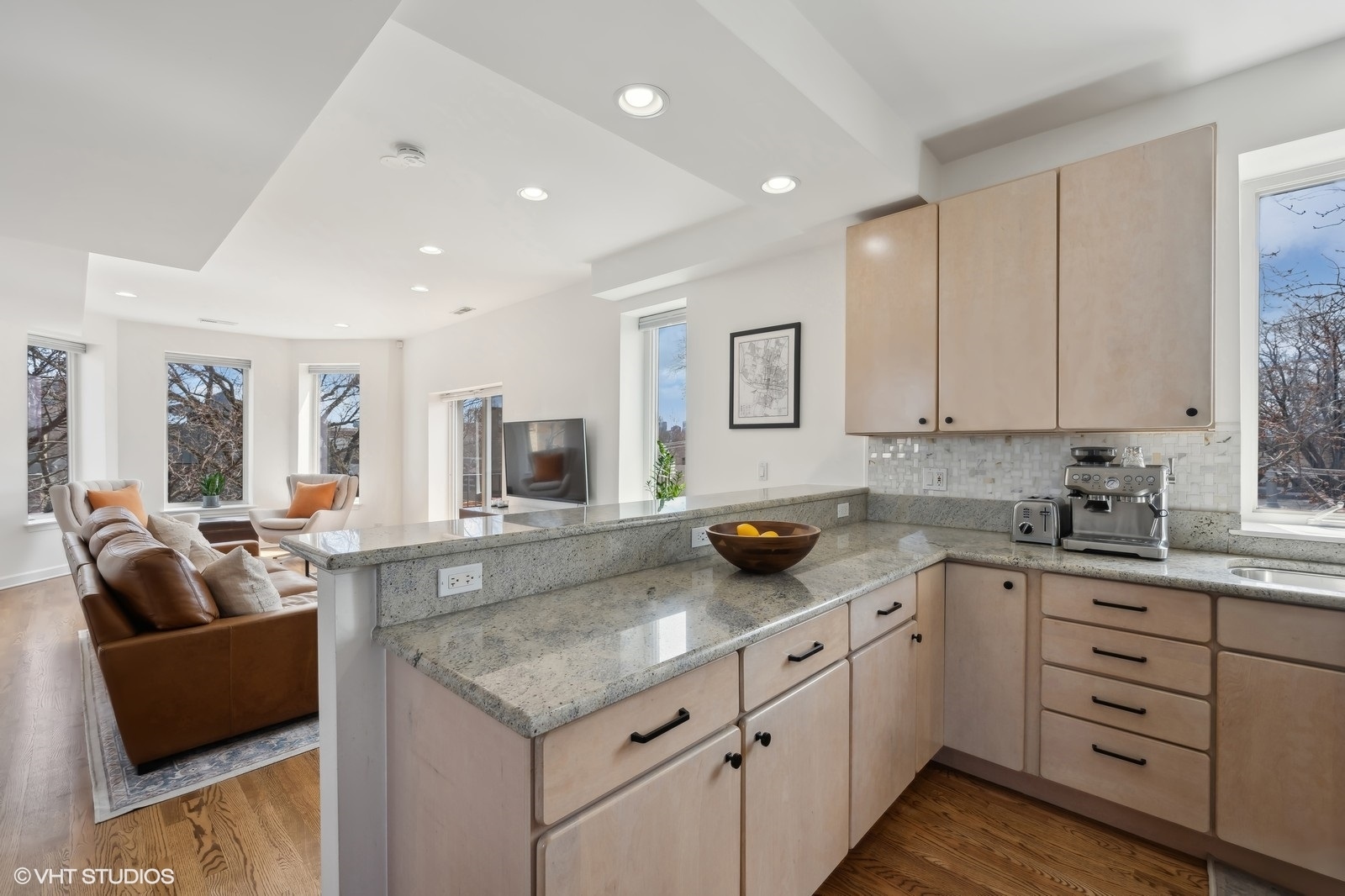 1712 N Wood Street Unit: 3E