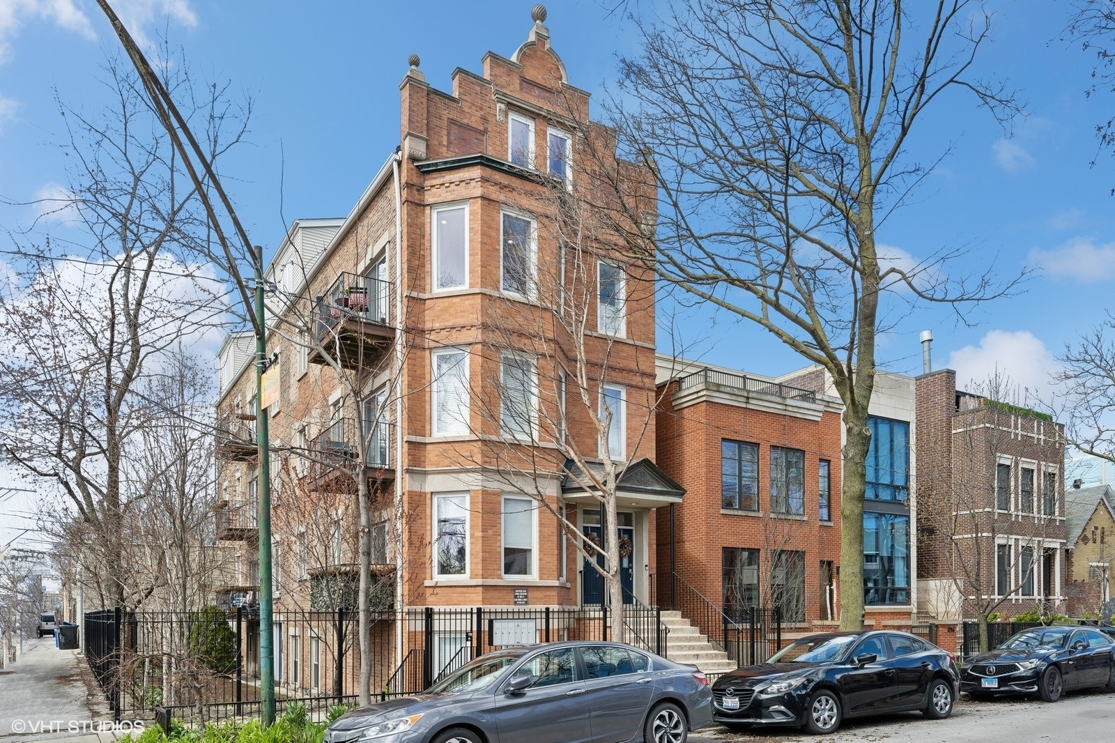 1712 N Wood Street Unit: 3E