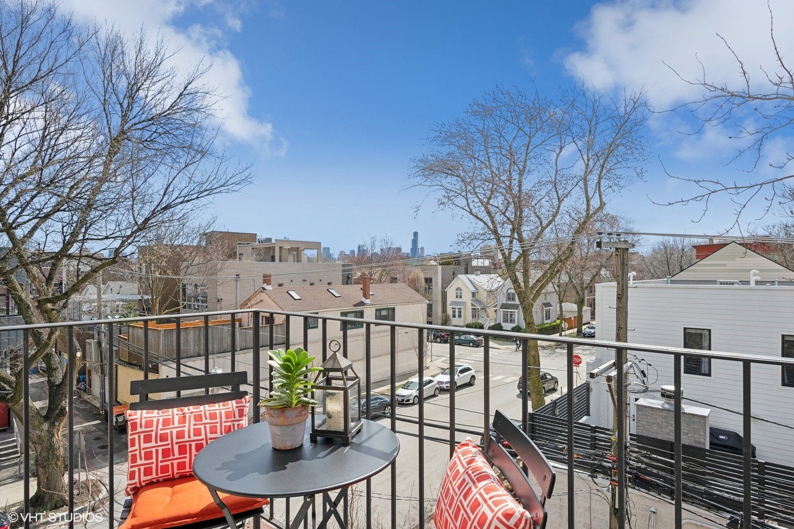 1712 N Wood Street Unit: 3E